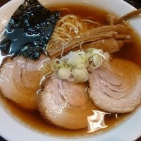 「煮干し醤油ラーメン（チャーシュー２枚トッピング）」@ラーメン 一兎の写真