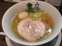 「味玉塩らーめん（細麺）　750円」@麺処みどり 伊勢崎店の写真