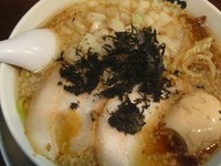 「中華そば（薬味玉葱多め）＋味玉」@らーめん潤 亀戸店の写真