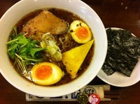 「濃口特製ラーメン」@アートマサシヤの写真