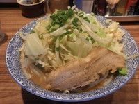 「ラーメン（７５０円）野菜・ニンニク」@ラーメン燈郎の写真