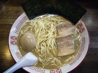 「中華そば（大盛り）＋訳あり味玉、650円（100円）＋50円」@中華ソバ 伊吹の写真