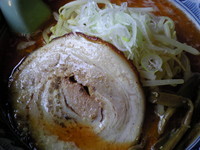 「味噌ラーメン（７５０円）・大盛（１００円）・半ライス」@麺や 樽座 小宮店の写真