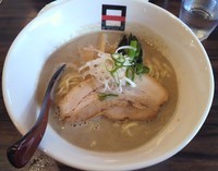 「極煮干ラーメン大盛」@麺処 hachiの写真