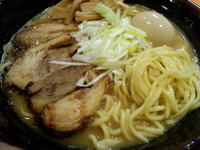 「特製濃厚魚介ラーメン」@麺屋 炙りの写真