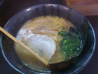 「神豚らーめん　680円」@豚骨らーめん 神豚の写真