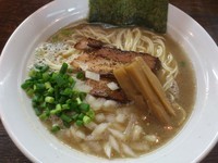 「【1月限定】濃厚煮干しらーめん（並）￥700」@伝家 志木店の写真