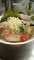 「特製塩ラーメン980円」@麺処 ほん田 東京駅一番街店の写真