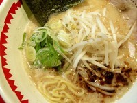 「豚骨らーめん」@らーめん・つけめん こてんぱんの写真