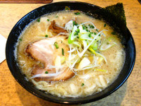 「百合らーめん 大盛り　６５０円＋０円」@らーめん Ohanaの写真