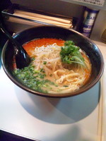 「旨辛豚骨味玉ラーメン」@麺屋 どげんかの写真