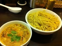 「比内地鶏白湯つけ麺」@TSURUMEN 大阪城北詰店の写真