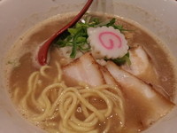 「濃厚煮干そば」@月と鼈の写真