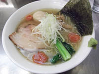 「特製塩ラーメン(980円)」@麺処 ほん田 東京駅一番街店の写真