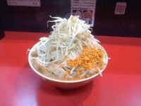 「大豚ラーメン、野菜増し、辛玉」@千里眼の写真