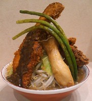 「《限定》　♥アルプス盛り♥」@みんなのラーメン ブタドラゴンの写真