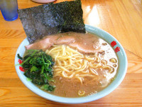 「ラーメン特盛り　６５０円＋２００円」@ラーメン竜家 六角家姉妹店の写真