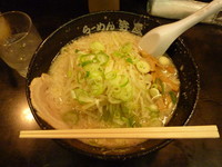 「とん塩らーめん」@らーめん弁慶 浅草本店の写真