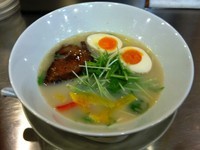 「鯛と鶏の白湯ラーメン」@海力屋の写真