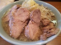 「ぶた入り小らーめん ￥700」@ラーメン二郎 亀戸店の写真