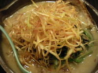 「信州味噌 肉ネギらーめん（７７０円）・麺大盛り（１００円）」@麺場 田所商店 本店の写真