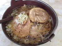 「チャーシューめん・塩＋煮たまご（￥980＋￥100）」@あじ平 長柄店の写真