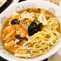 「五目らーめん¥780+半チャーハン¥200」@独一処餃子 SUNAMO店の写真