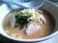 「とろチャーシュー麺(みそ)950円」@ラーメンハウス ふらの 藤阿久店の写真