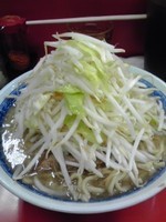 「小らーめん にんにく　野菜まし　680円」@らーめん豚喜の写真