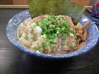 「鶏まぜそば＋小ライス」@麺処ひがきの写真