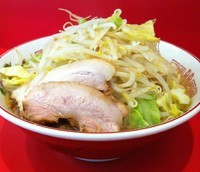 「らーめん（680円）ヤサイ･アブラ」@赤ひげラーメンの写真