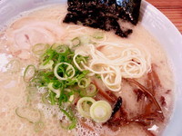 「ラーメン+小ライス(無料)」@博多濃麻呂 二子玉川店の写真