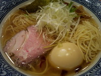 「鶏だし味玉醤油らーめん」@麺処 ほん田の写真