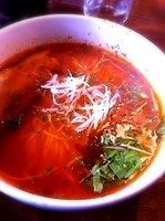 「海老トマトらぁめん」@らぁめん大山 富士本店の写真