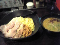 「豚骨つけ麺（大）肉増し」@つけ麺専門 久保田 北店の写真