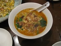 「ミニ坦々麺500円」@美食中華 泰山 柏店の写真