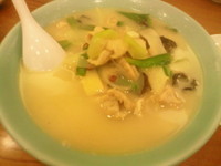 「冬限定　もつ煮込みそば(850円)」@名菜酒家 珍来の写真