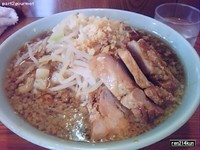 「豚入り小ラーメン+カラメ・ニンニク☆」@ラーメン二郎 亀戸店の写真