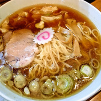 「ワンタン中華麺（小）￥８００」@飛田給 大勝軒の写真