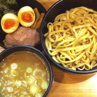 「特製つけ麺（並）」@づゅる麺 豚あじ 恵比寿神社前の写真