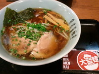 「醤油ラーメン（５００円）」@伝説のすた丼屋 蒲田店の写真
