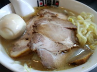 「五香ラーメン(塩)＋チャーシュー＋味玉」@13湯麺の写真