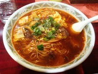 「辛いカルビラーメン」@よし華の写真