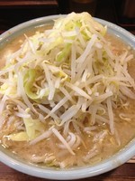 「大盛りラーメン（ヤサイニンニクカラメ）」@ラーメン二郎 池袋東口店の写真