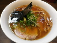 「醤油金華豚チャーシュー」@支那そばや 本店の写真