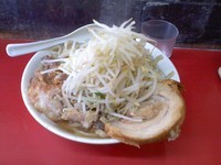 「大ラーメン、６００、巻きチャー、野菜マシまし」@蓮爾 登戸店の写真