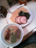 「じゃが豚つけ麺７５０円+叉焼２枚(ｸｰﾎﾟﾝ)」@とんこつラーメン 荻の写真