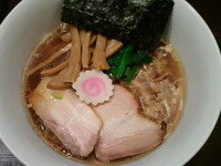 「手打ち中華そば(750円)」@ビーハイブ ゲンキノモトの写真