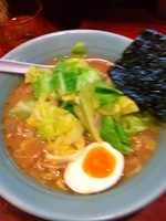 「キャベツらーめん」@ラーメン専門店 モンゴメリーの写真