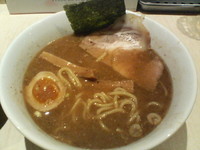 「醤油らーめん＋半ライス」@麺喰屋 澤の写真